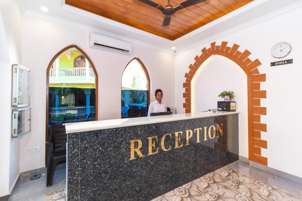 Larios Beach Holidays Resort Baga Exterior foto