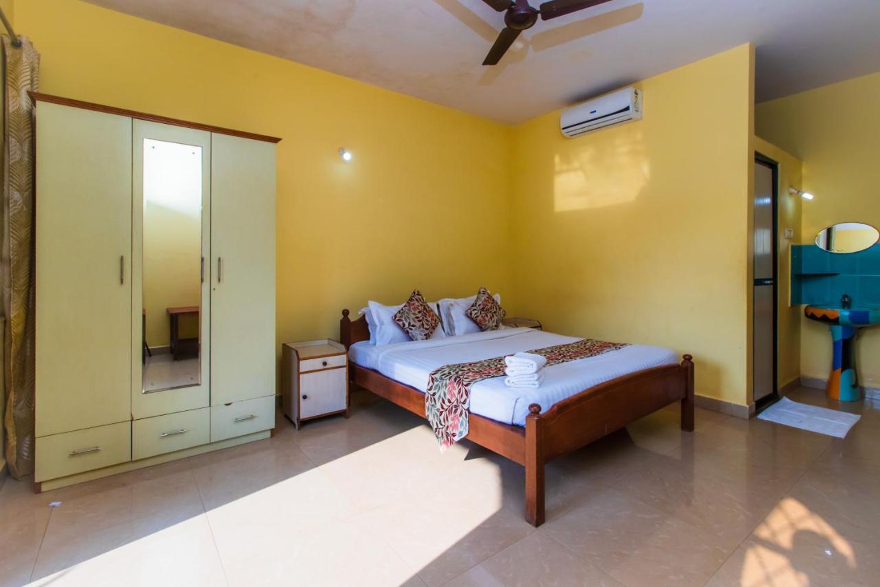 Larios Beach Holidays Resort Baga Exterior foto