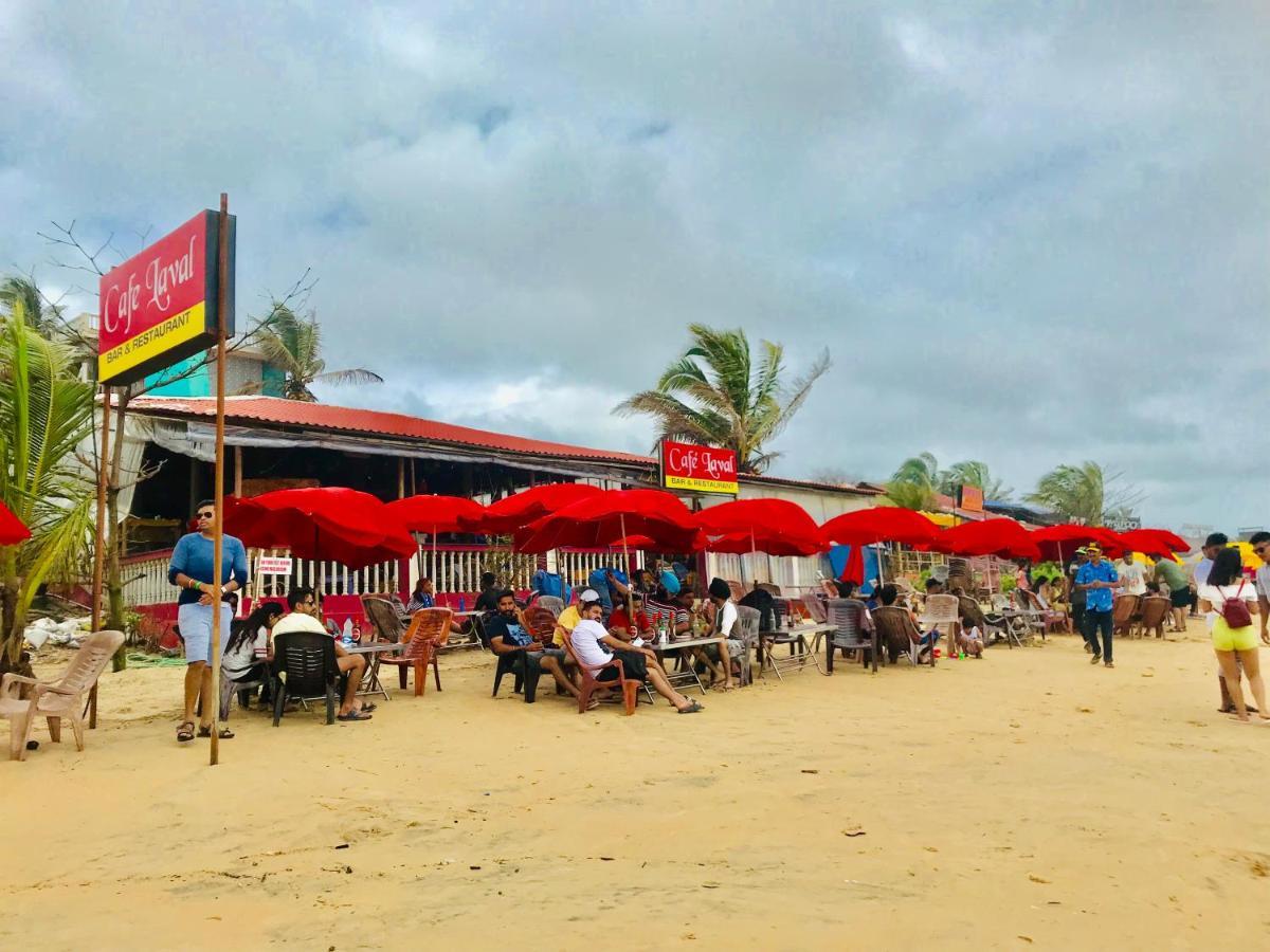 Larios Beach Holidays Resort Baga Exterior foto