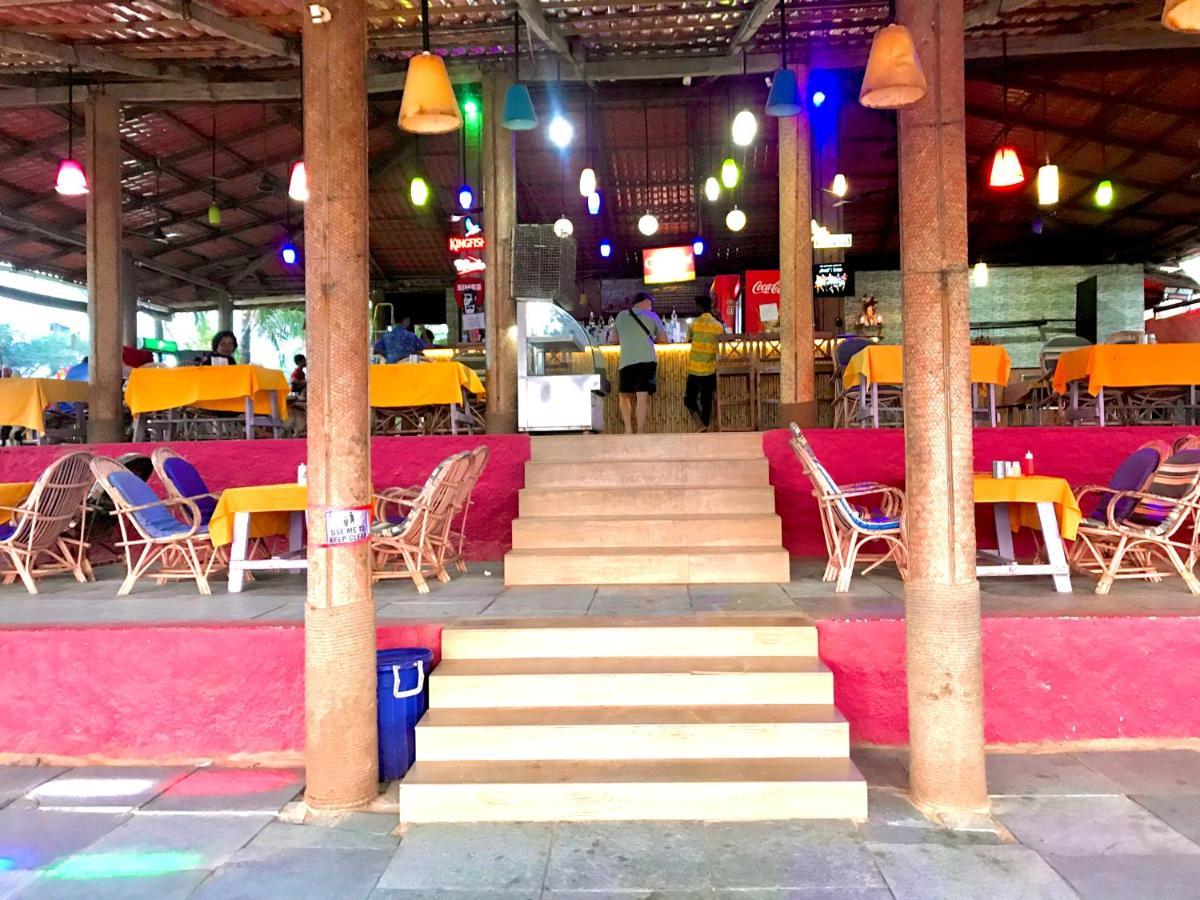 Larios Beach Holidays Resort Baga Exterior foto