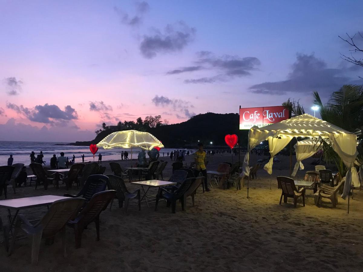 Larios Beach Holidays Resort Baga Exterior foto