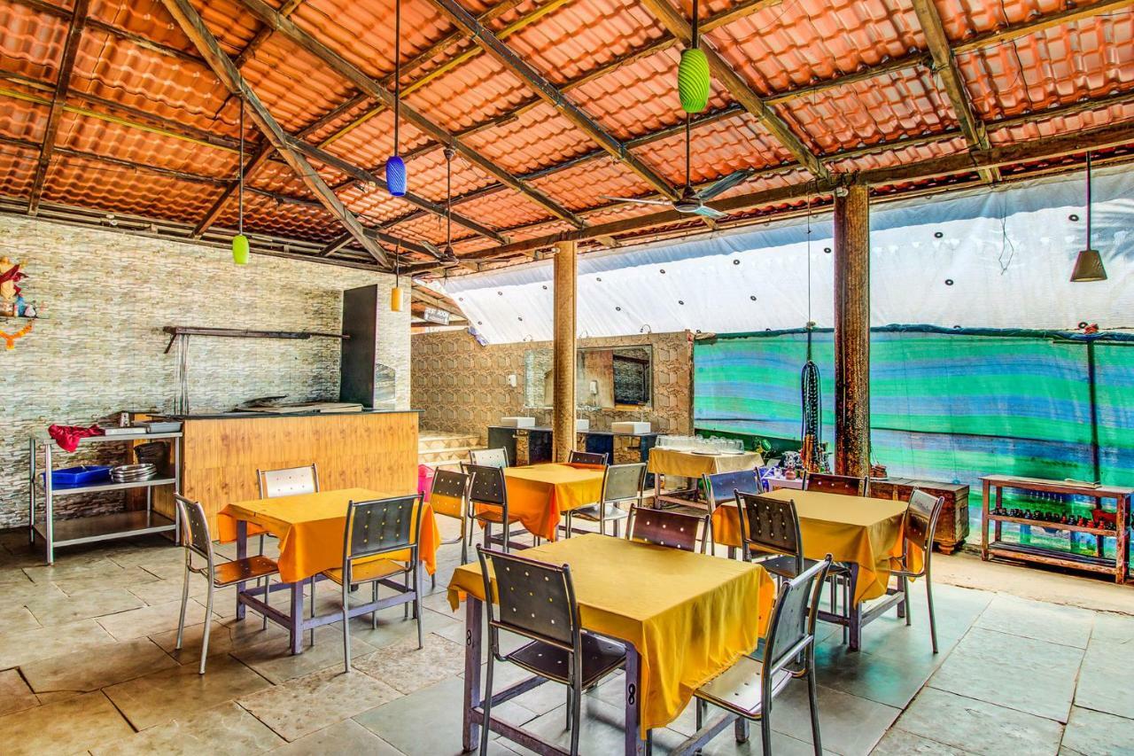 Larios Beach Holidays Resort Baga Exterior foto